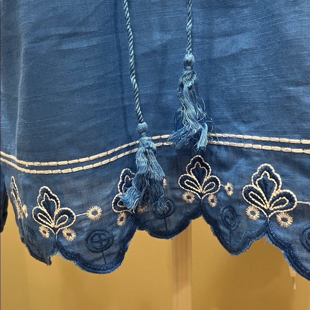 Cato Blue White Embroidered Top - Picture 3 of 10